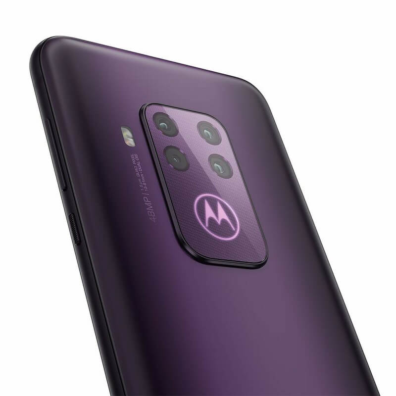 Motorola One Zoom bez tajemnic! To będzie super średniopółkowiec 4 motorola one zoom