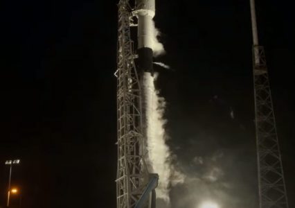 Za trzecim razem się udało – zobacz start rakiety Falcon 9 z misją Starlink-16 od SpaceX