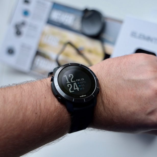 Wahoo ELEMNT RIVAL to smartzegarek dla poważnych zawodników – recenzja