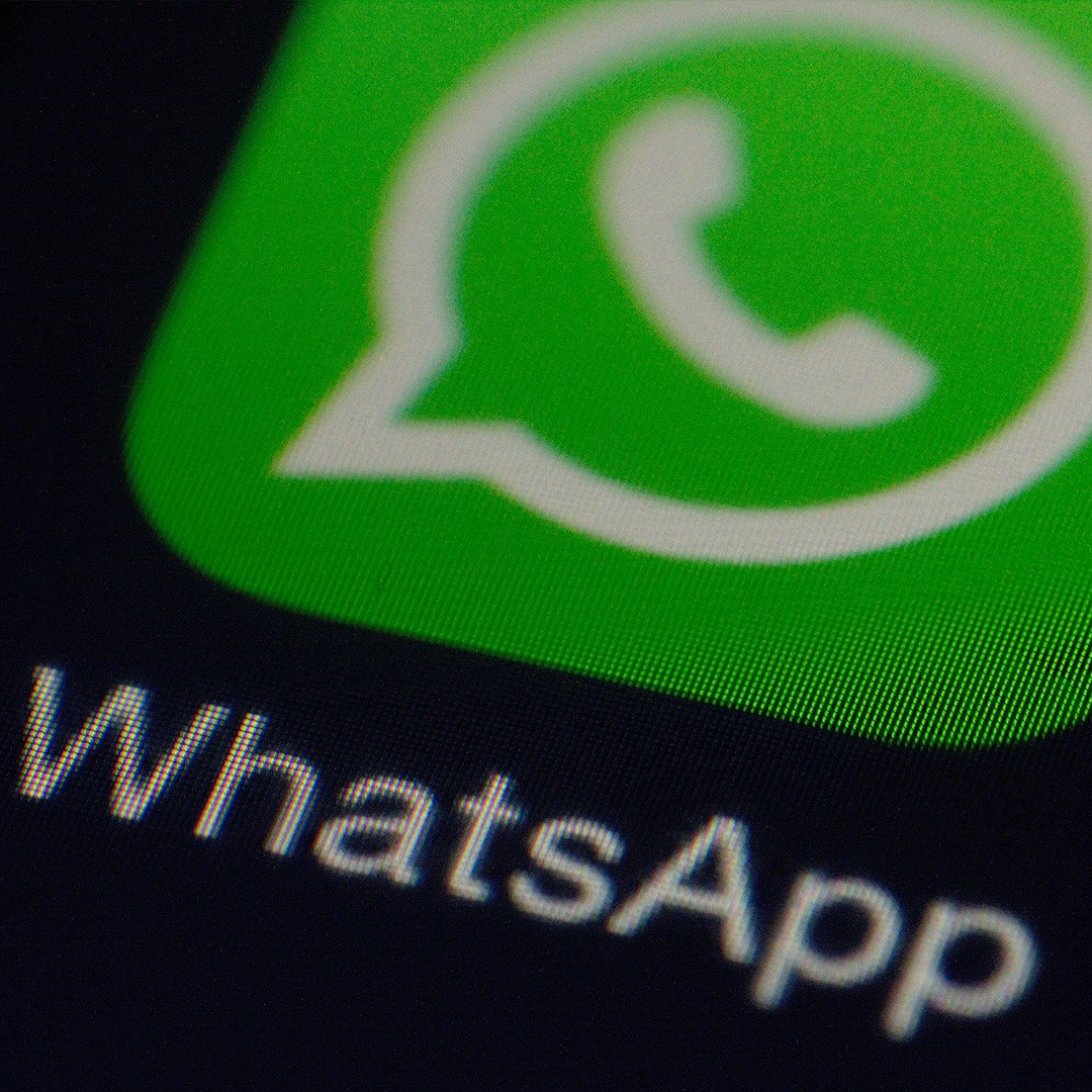 whatsapp aplikacja na ekranie smartfona