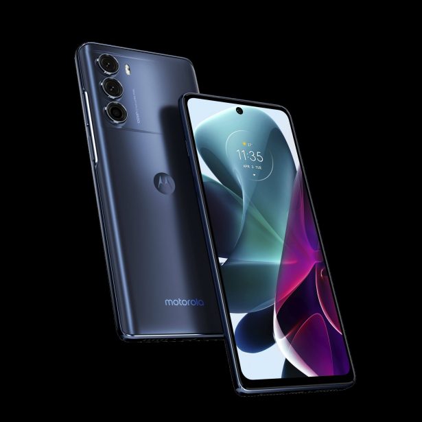 Motorola na koniec roku sypnęła telefonami z rękawa, a wśród nich g200 5G ze snapem 888+
