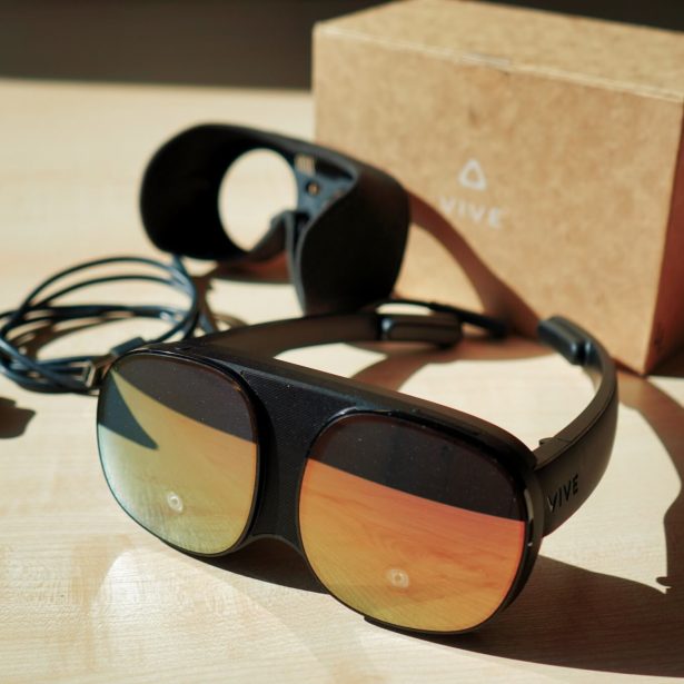 Wygodny VR do domu? Tylko HTC VIVE Flow