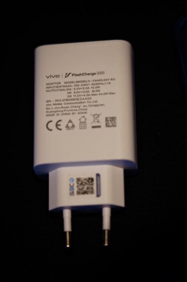 vivo y76 1