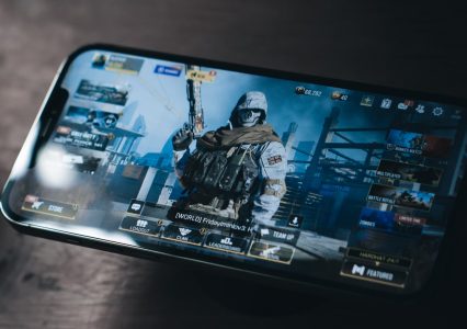 [Opinia] Smartfon dla gracza: czy potrzebujemy urządzeń mobilnych dedykowanych gamingowi?