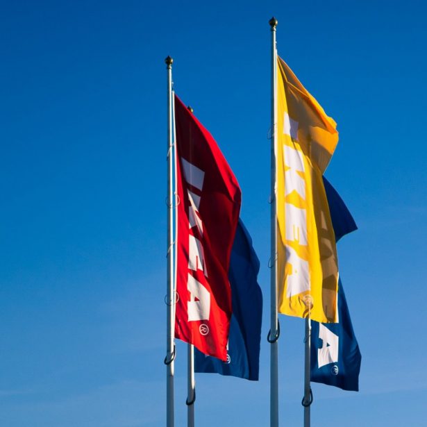 Debata IKEA - czy legendarne klopsiki zostaną przysłonięte przez designerskie innowacje? 13 DailyDesigner: Jak Ikea to robi, że od klientów się roi?
