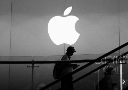 Evans Hankey opuszcza grono designerów Apple. Co z wyglądem iPhone’ów?