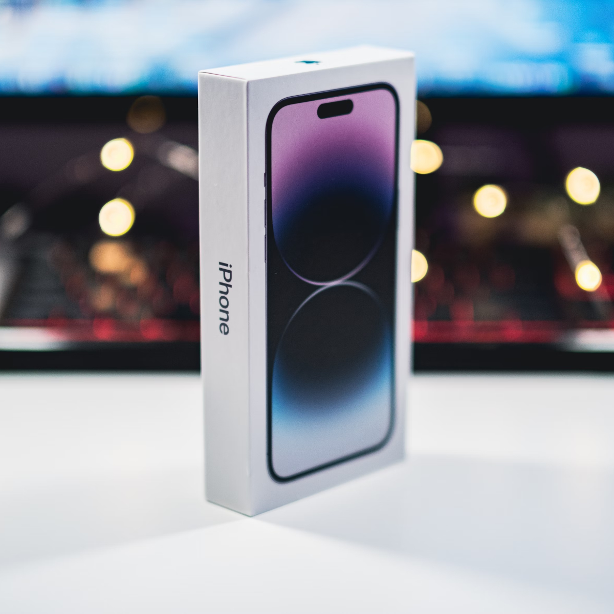 Apple naprawia Always On Display w iPhone’ach 14 Pro. Można już wyłączyć tapetę i zacząć oszczędzać baterię