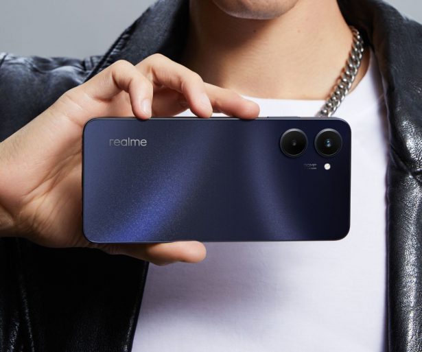 realme 10 – testujemy smartfon ze średniej półki, stworzony do gier moblinych, ale nie dla osób z bujną brodą