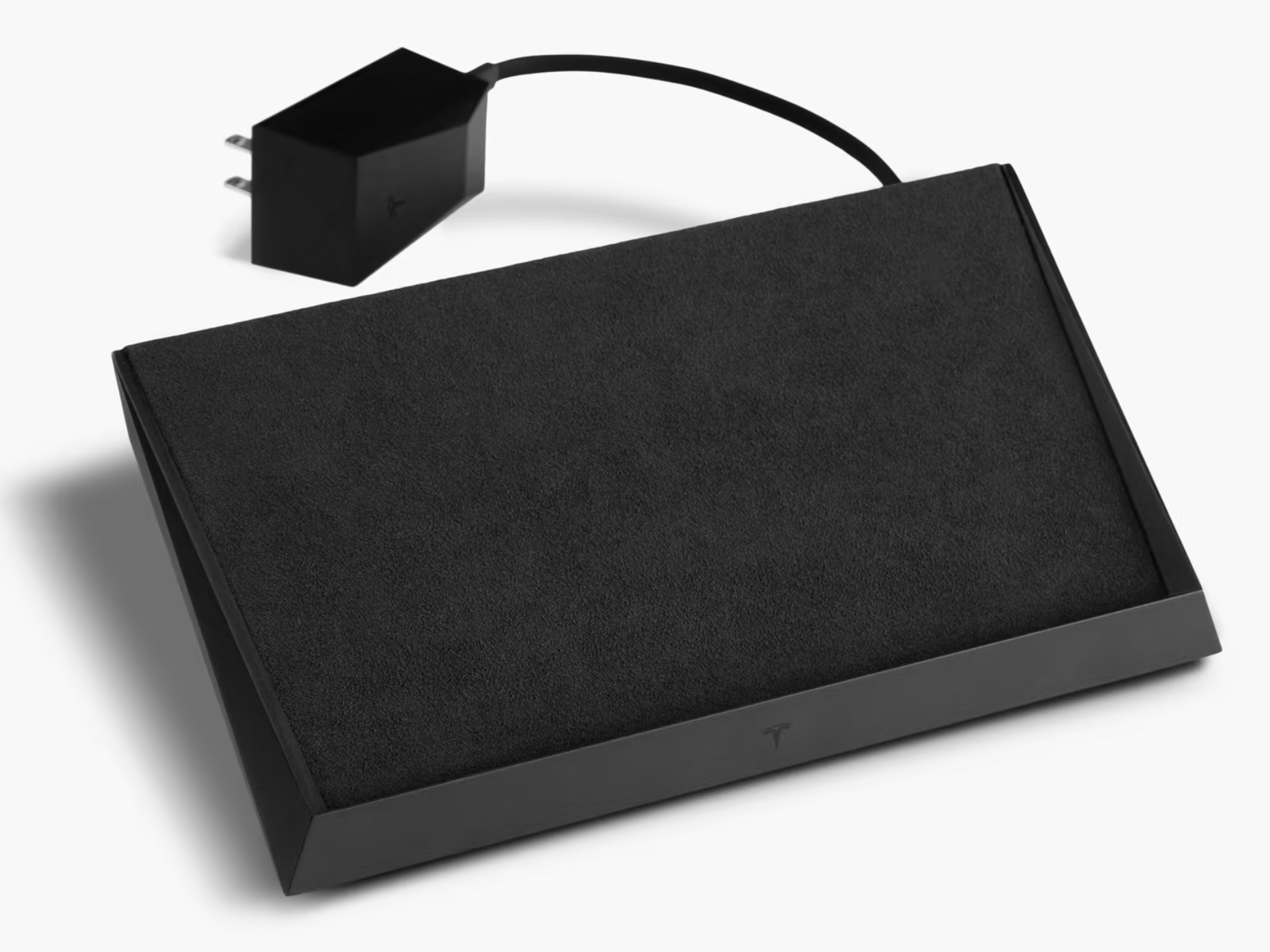 Fajna ta nowa ładowarka bezprzewodowa od Tesli dla smartfonów – taka nieużyteczna i droga 6 Ładowarka Bezprzewodowa