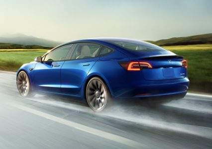 Tesla z rekordowymi wynikami sprzedaży: 1,8 mln dostarczonych samochodów w 2023