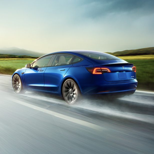 Tesla z rekordowymi wynikami sprzedaży: 1,8 mln dostarczonych samochodów w 2023