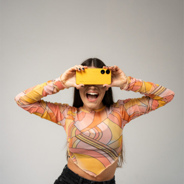 OPPO Reno 8T w Polsce – oficjalna premiera smartfona z mikroskopem naszpikowanego sztuczną inteligencją