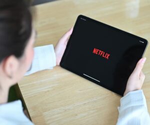 DailyWeb testuje: Netflix prezentuje nową ramówkę na 2023 rok, w tym 12 produkcji z Polski. Kandydaci do Orłów czy raczej Węży?