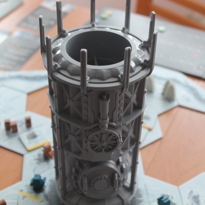 Gra planszowa "Frostpunk" zawiera 20-centymetrowy model generatora