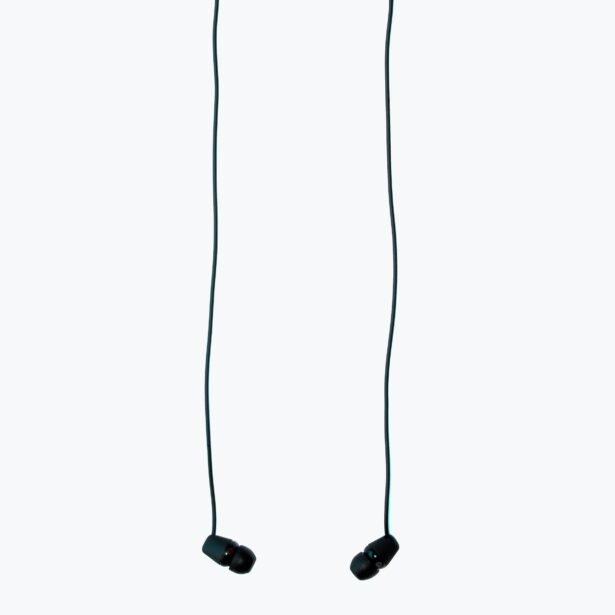 Słuchawki za 6 złotych. Nostalgia śmieciowego sprzętu