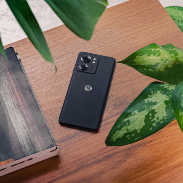 Motorola edge 40 już w Polsce.  Solidny, wodoodporny smartfon z wykończeniem ze skóry nie zrujnuje portfela