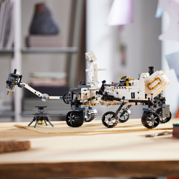 Zbuduj z klocków Perseverance – planetarny łazik misji NASA Mars 2020