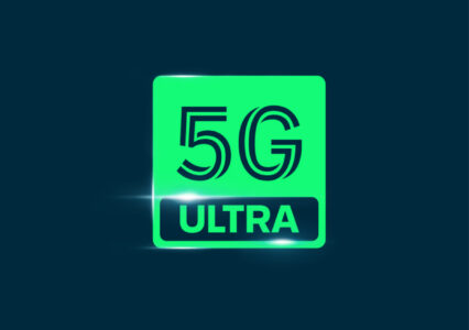 5G Ultra w Plusie to transfer na poziomie 1 Gb/s – sieć komórkowa równa się ze światłowodem