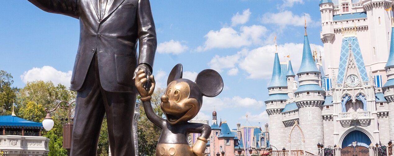 Disney World, pomnik Walta Disneya i Myszki Miki