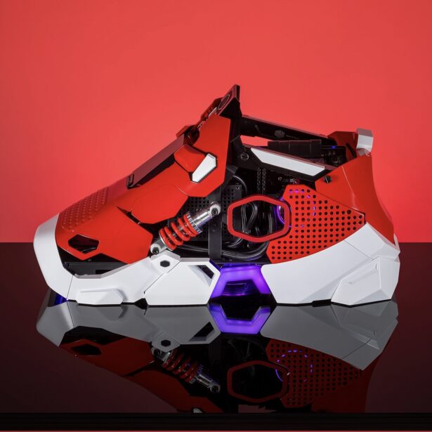 Myślałeś, że masz fajnego kompa? Cooler Master Sneaker X to obudowa PC w postaci buta