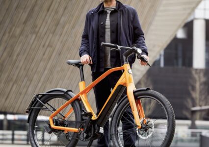Gazelle No1 – elektryk z ogromnym akumulatorem, prędkością 45 km/h i rewelacyjnym wyposażeniem