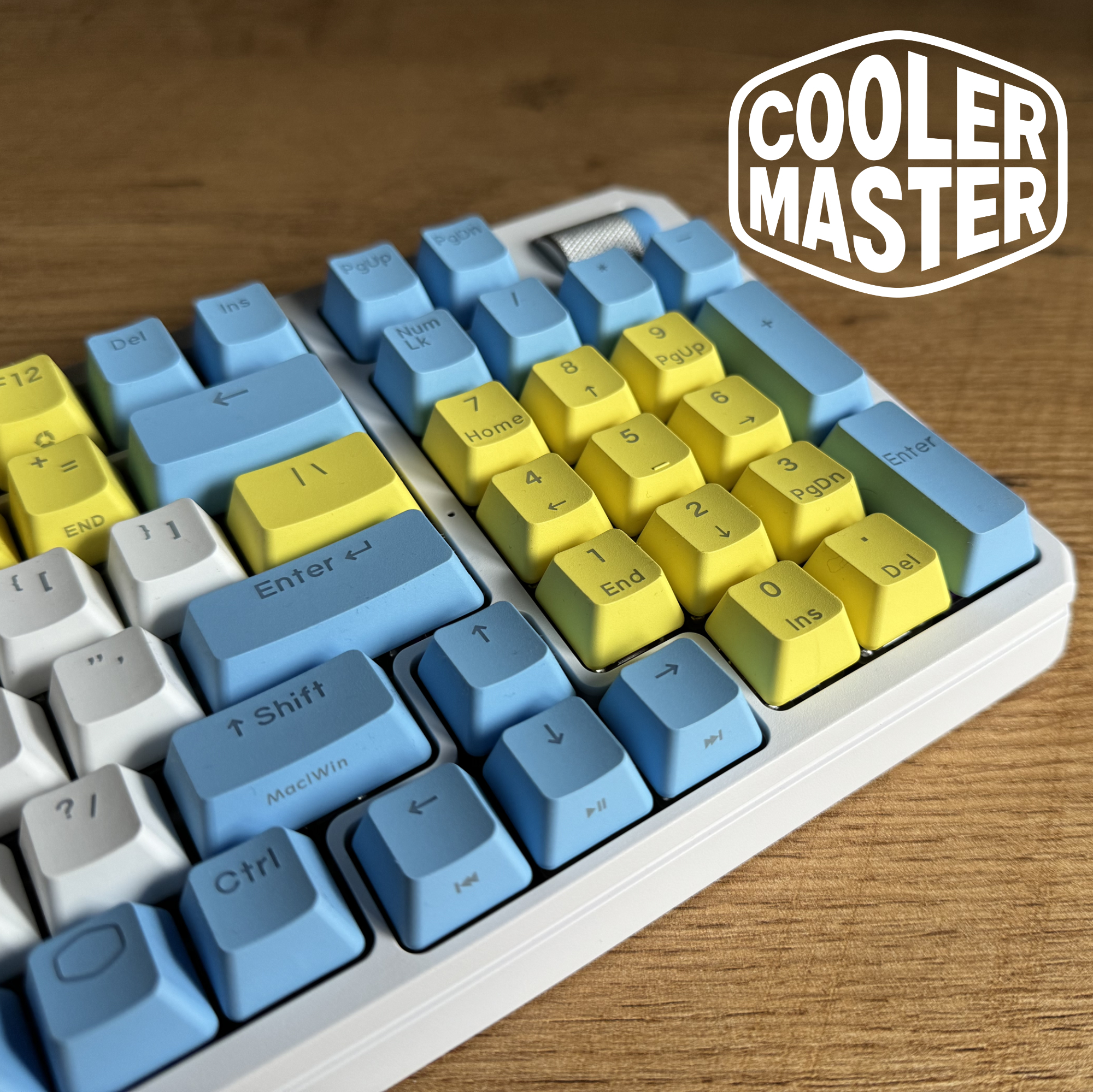 a Cooler Master CK570 SF6 0