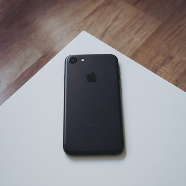 Pamiętacie batterygate? Apple wypłaci użytkownikom iPhone’ów po 360 złotych