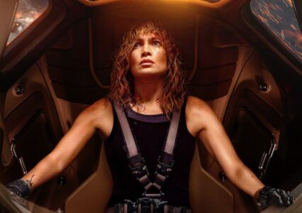 Jennifer Lopez nie ufa AI. Atlas – film Sci-fi Netflixa na pełnym zwiastunie