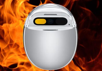 AI Pin to najgorętszy produkt na rynku. Firma informuje, że… może stanąć w płomieniach
