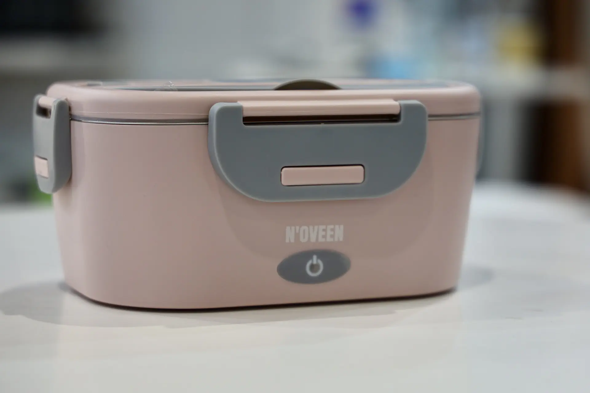 NOVEEN - elektryczne lunchboxy, podgrzewacze przepływowe i wiele więcej na stoisku polskiej firmy na IFA 2024 18 Noveen