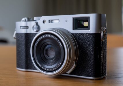 To najfajniejszy aparat, jaki testowałem na Stałce. Recenzja Fujifilm X100VI