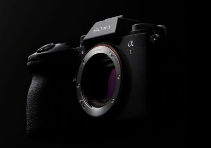 Sony wprowadza drugą generację flagowego pełnoklatkowego korpusu Alpha: α1 II