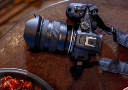Pierwszy obiektyw Tamron z mocowaniem Canon RF. Znamy polską cenę