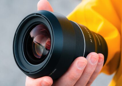 Samyang przedstawia nowy obiektyw AF 35mm F1.4 P FE