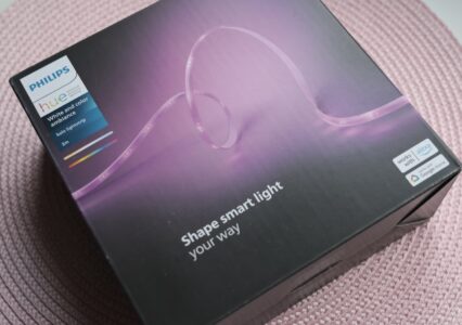 Philips Solo lightstrip – świetlny i świetny pomysł na efektowny smart dom