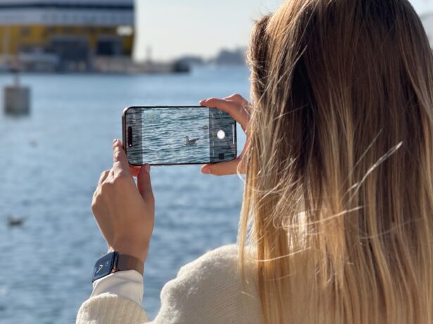 iPhone 17 Air zadebiutuje w nowym kolorze – Sky Blue 5 Apple zmieni strategię. Premiery smartfonów w lecie i na jesień