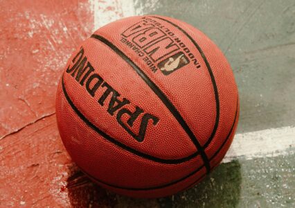 NBA testuje nową inteligentną piłkę. Mądrzejsza niż Ja Morant?