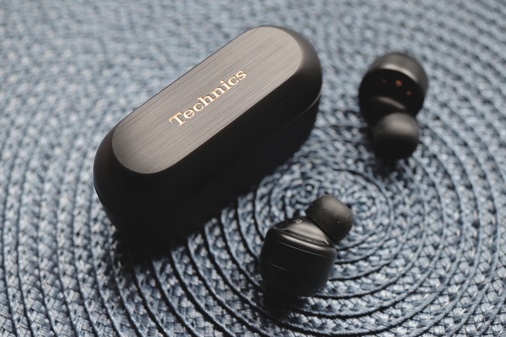 Flagowe Technics EAH-AZ100 to maksimum możliwości w minimalnej obudowie - recenzja 69 Technics EAH-AZ100