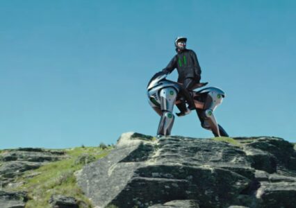 Kawasaki CORLEO – wodorowy, robotyczny pso-koń, którego możesz ujeżdżać w dowolnym terenie w dwie osoby