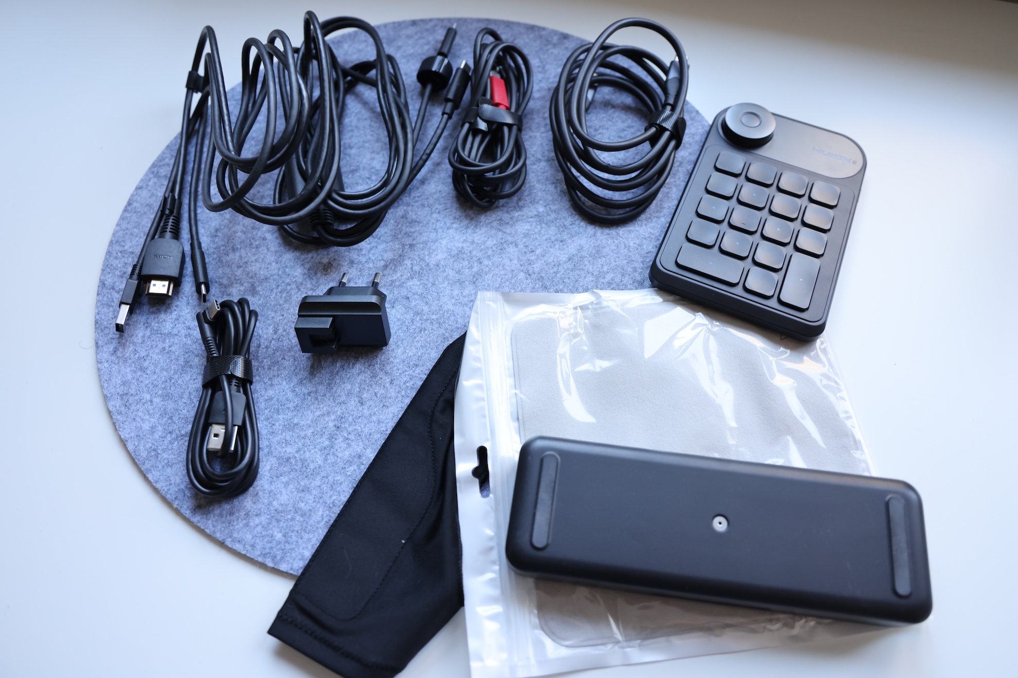 Huion Kamvas Pro 19