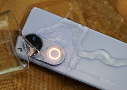 Nowe vivo V50 to wytrzymała piękność i fotograficzna bestia