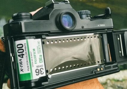 Czy Fujifilm właśnie wskrzesza mój ulubiony film 35 mm?