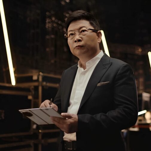 Huawei Mate XTs