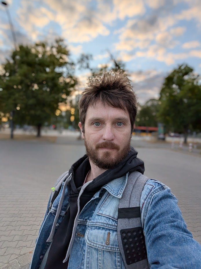 Google Pixel 10 cieszy istotnymi zmianami. Pierwsze wrażenia 27