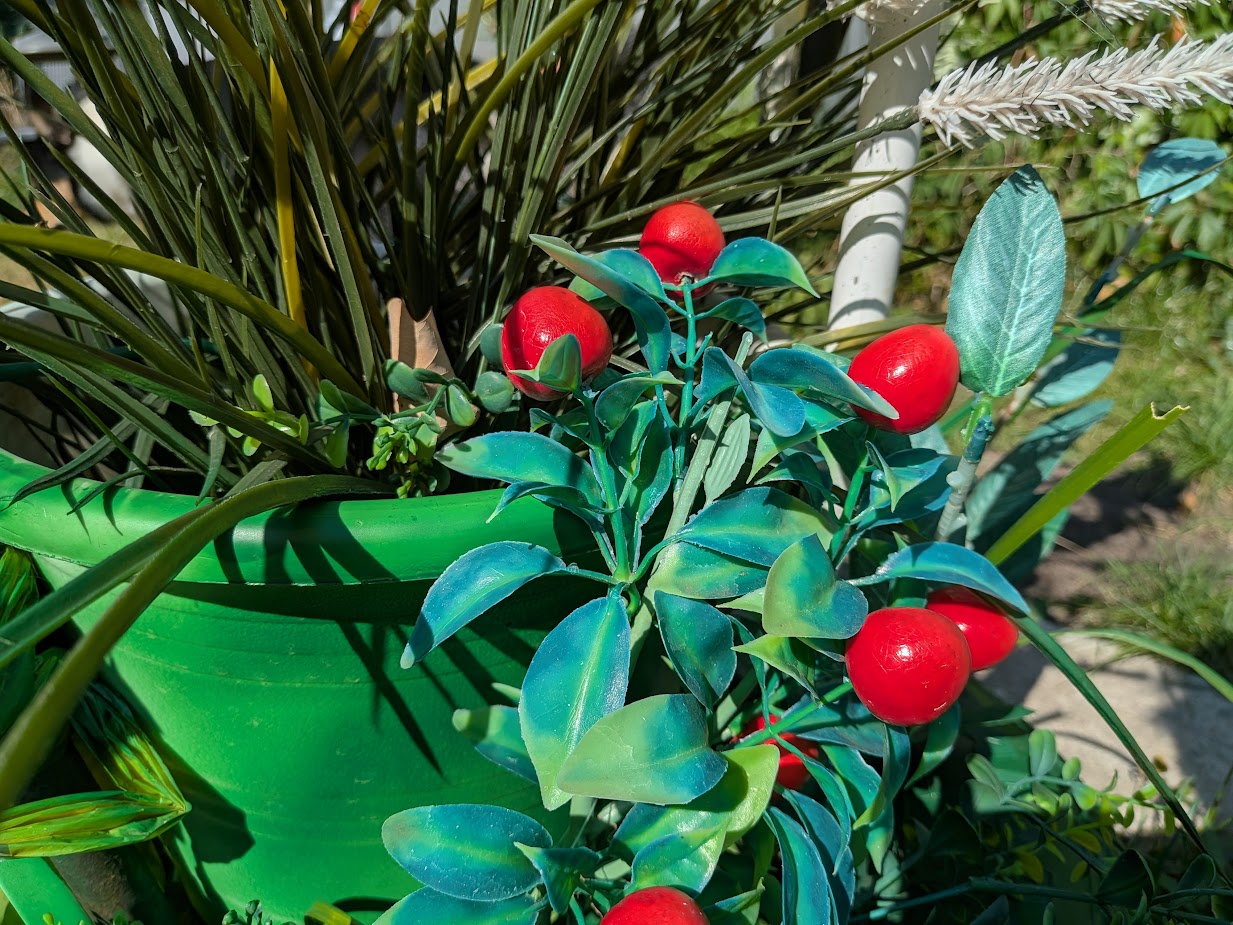 Google Pixel 10 cieszy istotnymi zmianami. Pierwsze wrażenia 28 Google Pixel 10