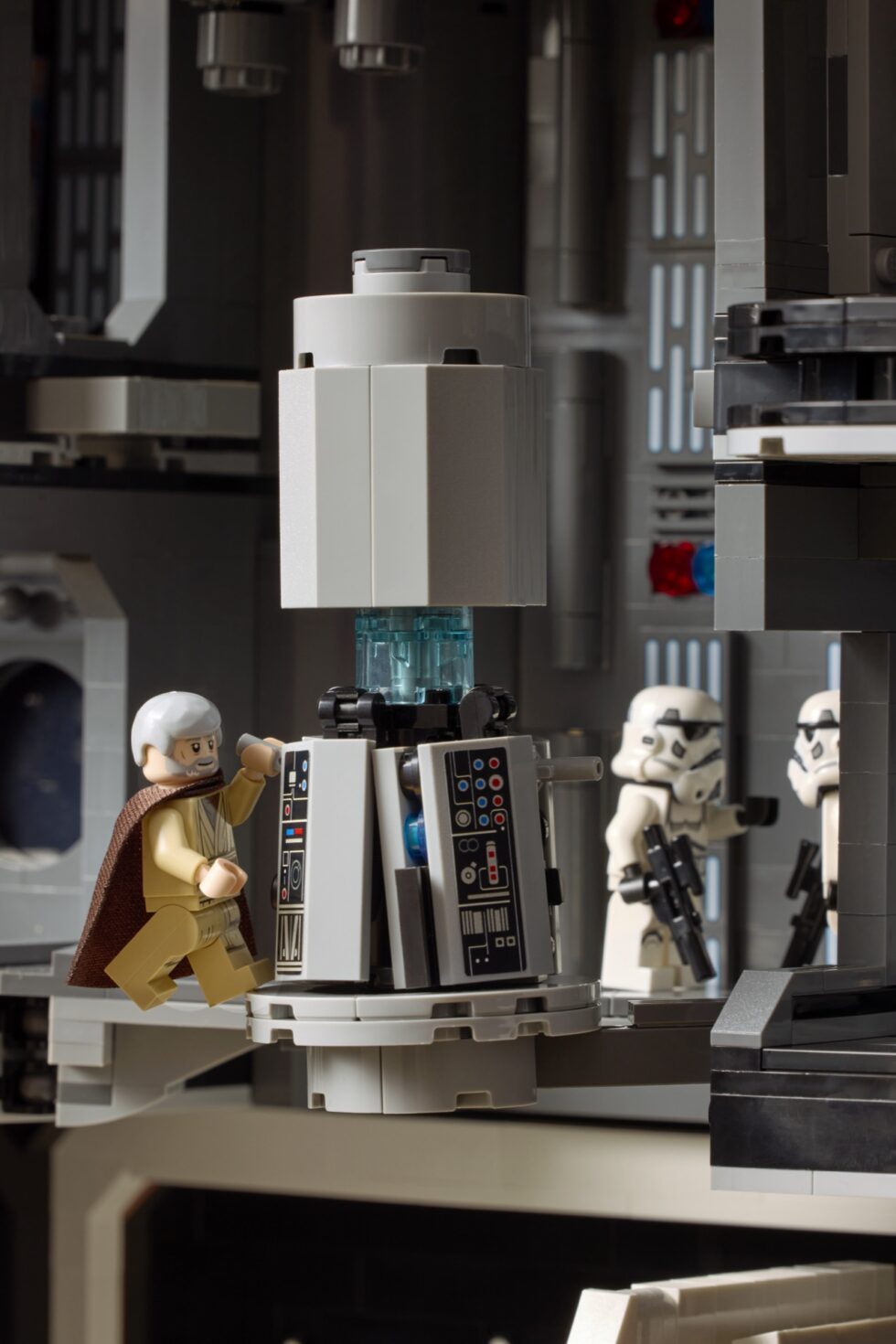 Ogromna Gwiazda Śmierci z LEGO już jest! Ma 38 minifigurek i ponad 9 000 klocków 14 75419 Lifestyle Build 07