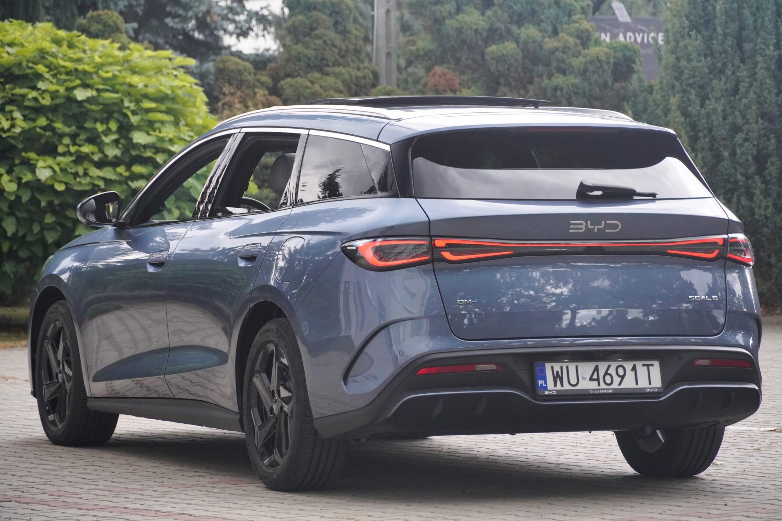 BYD SEAL 6 DM I 30