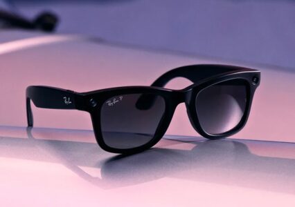 Meta pokazała 3 modele okularów AR to Ray-Ban Meta 2, Oakley Meta Vanguard dla sportowców i Ray-Ban Meta Display z ekranem i opaską na rękę