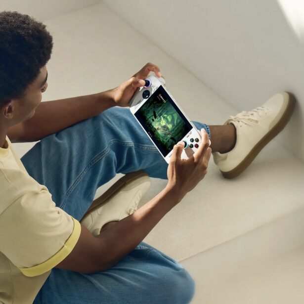 Tanio to już było. ROG Xbox Ally X podrożało o 200 dolców. Powodem RAMmagedon