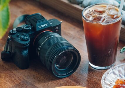 Samyang we współpracy z Schneider-Kreuznach przedstawia AF 24–60 mm F2.8 FE – szybki, wszechstronny zoom
